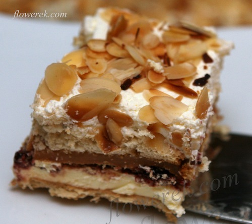 no-bake name day cake