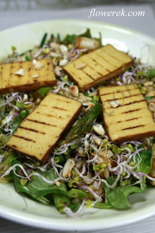 wheat berry salad with asparagus and grilled tofu