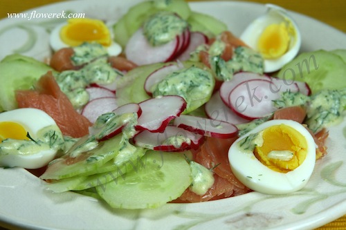 light salmon salad with mustard-dill sauce light salmon salad with mustard-dill sauce