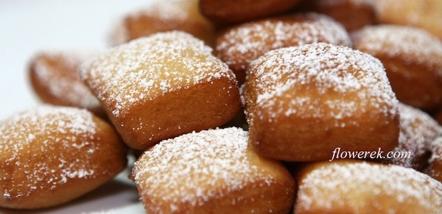 Bite-size doughnuts / Schmalzgebäck