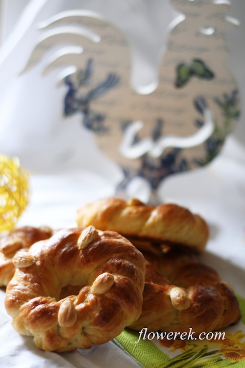 Easter wreath rolls