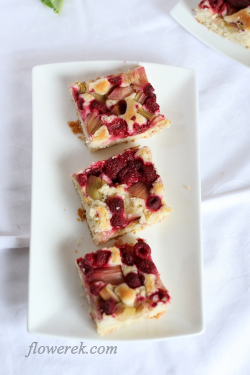Rhubarb Raspberry Cake