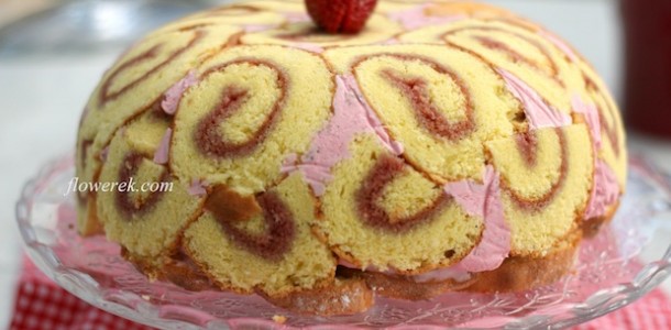 Strawberry charlotte