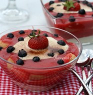Strawberry tiramisu