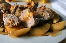 Pork tenderloin with apricot-apple stuffing