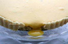 Tartlets with passion fruit sauce