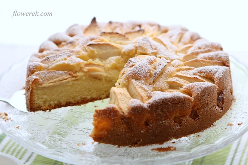 Tipsy apple cake