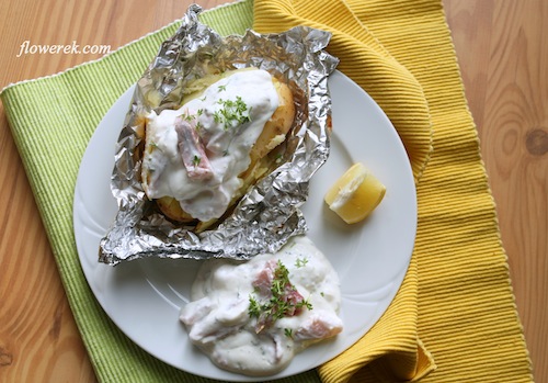 Foil-baked potatoes with herring
