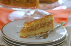 Lemon apple cake
